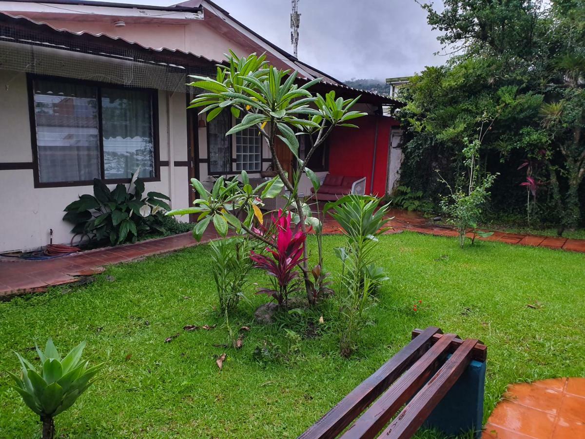 Turrialba Bed & Breakfast Exterior photo